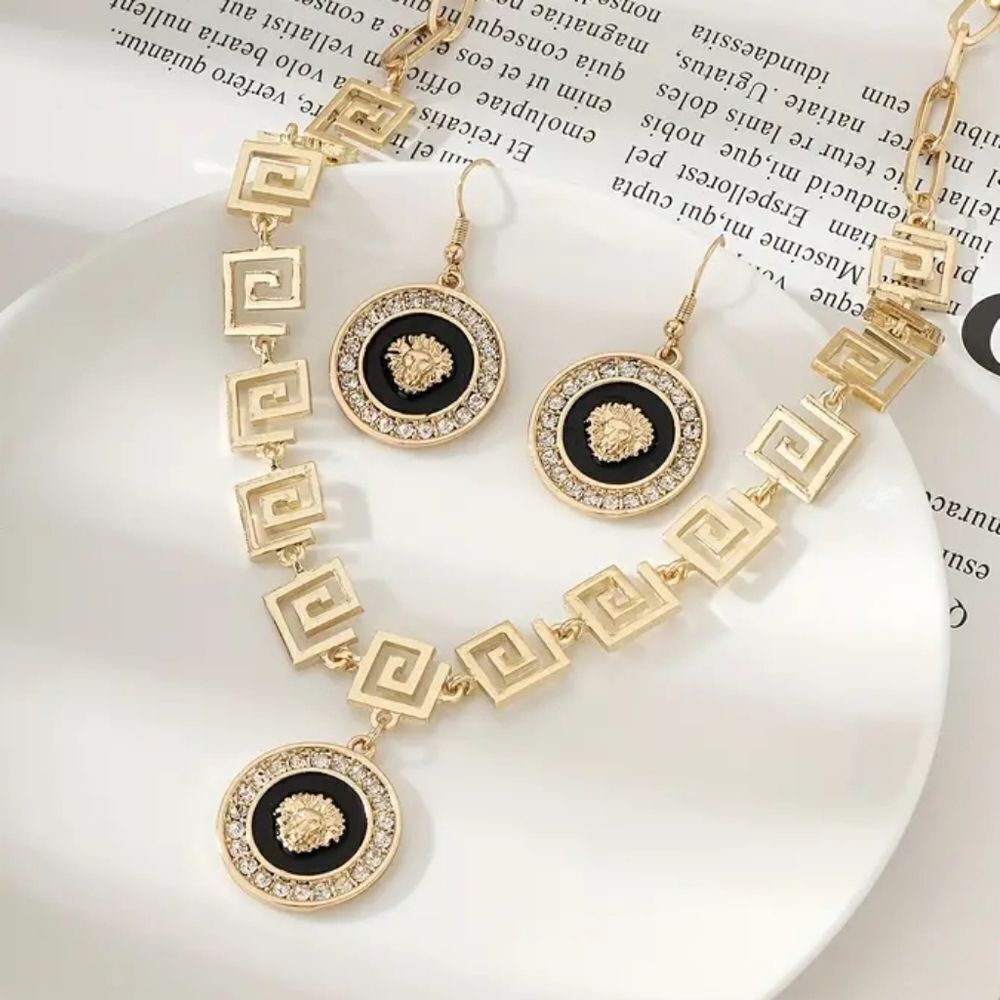 Designer Inspired Lion Necklace & Earrings Set